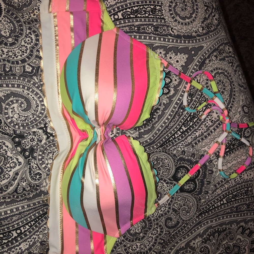 VS swim top
